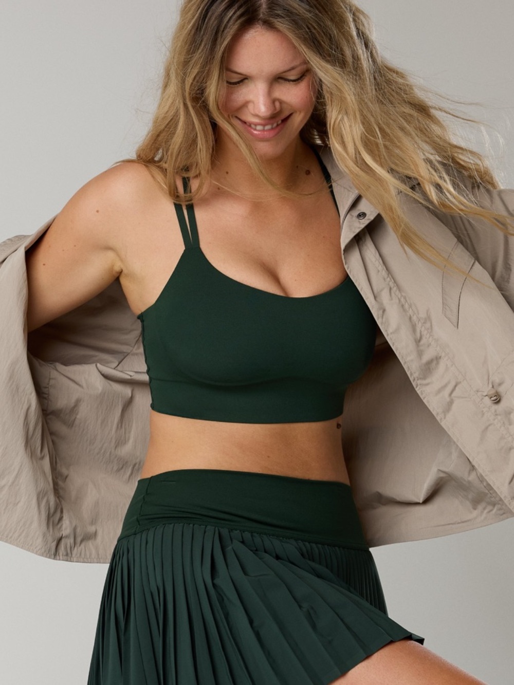BNWT OFFLINE by Aerie Hold Me Up! Strappy Sports Bra, deep green